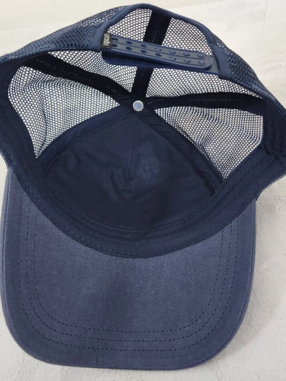 Rip Curl Hat Snapback Navy Blue Gray Mesh Adjustable Logo Rainbow Colors Trucker